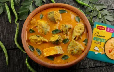 Sopa de Mariscos con coco