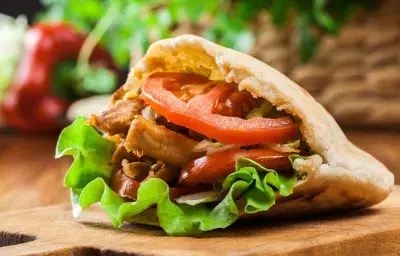 Pita de pollo Pita de pollo