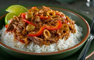 Guisado de carne mechada