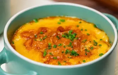 Volcán de Queso con Maíz