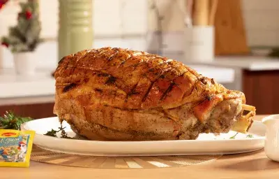 Pernil en Salsa de Tamarindo Pernil en Salsa de Tamarindo