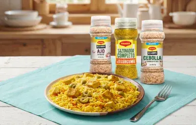 Arroz con Pollo y Cúrcuma