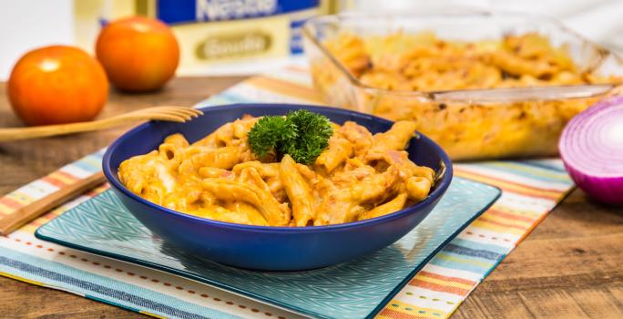 Pasta en salsa de Tomate y Queso