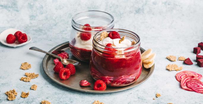 FITNESS® Granola yoghurt smoothie