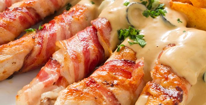 Pechuga a la plancha en salsa cremosa de perejil
