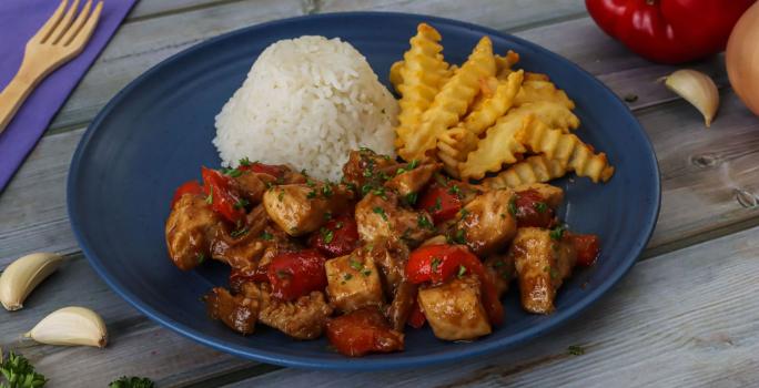 Pollo Salteado al AJillo