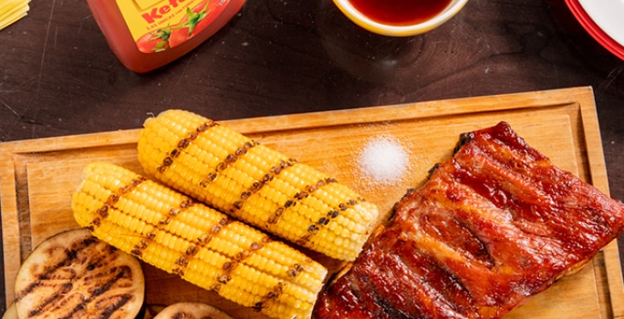 Costillas en salsa de mostaza, kétchup y miel