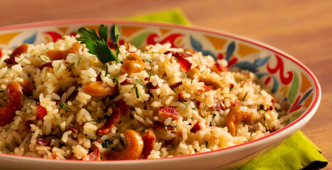 Arroz con Pepitas de Marañón y Tocino