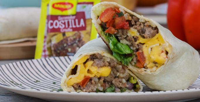 Burrito con Arroz, Carne y Frijoles