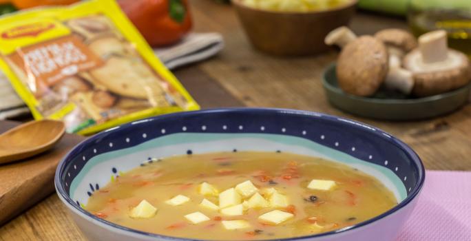 Crema de Hongos con Pimentón y Queso