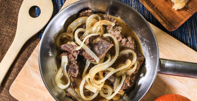 Bistec Encebollado