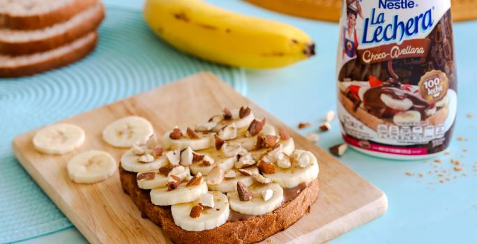 Tostadas con Choco-Avellana y Banana