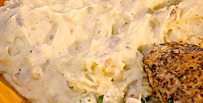 Puré de papas con sazonador de aceite de oliva MAGGI®