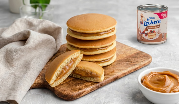 Dorayaki japonés (Pancakes) con Dulce de Leche