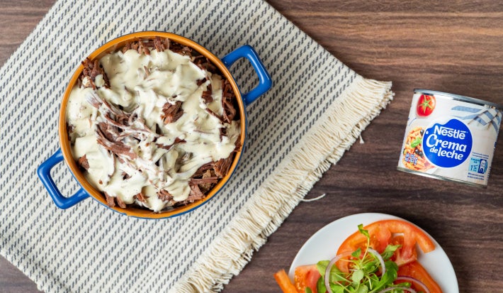 Carne de Res con Salsa Cremosa a la pimienta