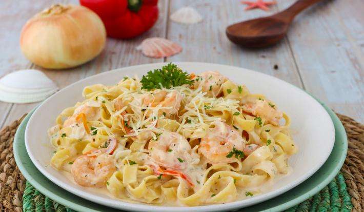 Pasta con Mariscos al Vino