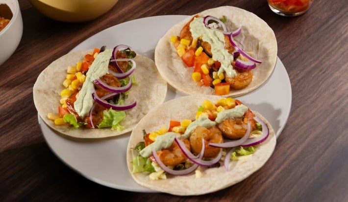 Tacos con Camarones y Aderezo de Chimichurri