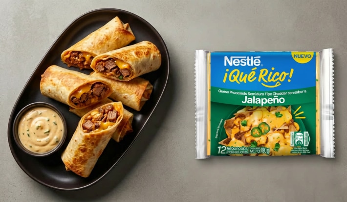 Rolls de carne con salsa Cheddar jalapeño