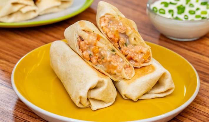 BURRITO CON TOMATE SABOR Y COLOR