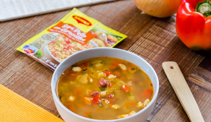 Sopa de Minestrone con Caracolitos