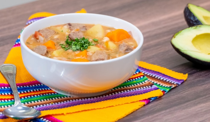 Frijoles Blancos Con Carne