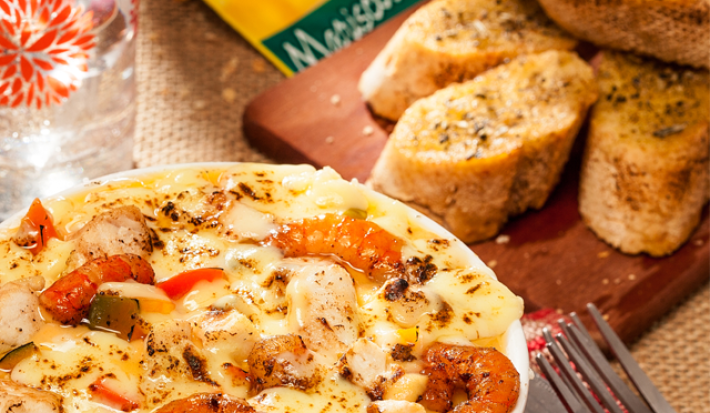 Cazuela de mariscos gratinada
