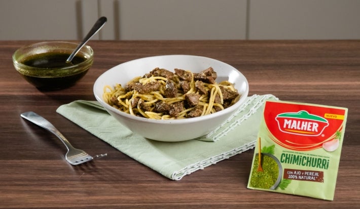 Pasta con carne y Chimichurri