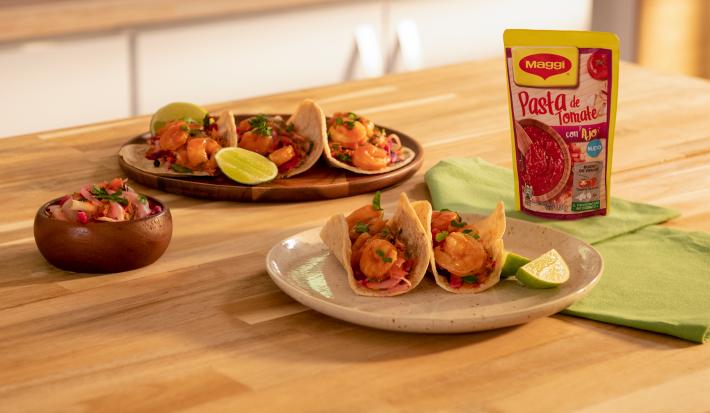 Tacos de Camarones con Encurtido