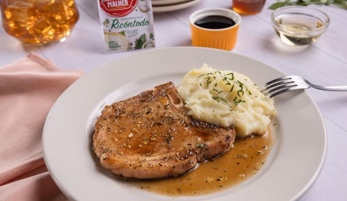 Chuleta de Cerdo a las Finas Hierbas Ricontodo