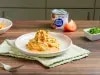 Salsa rosada casera con tomates y crema de leche